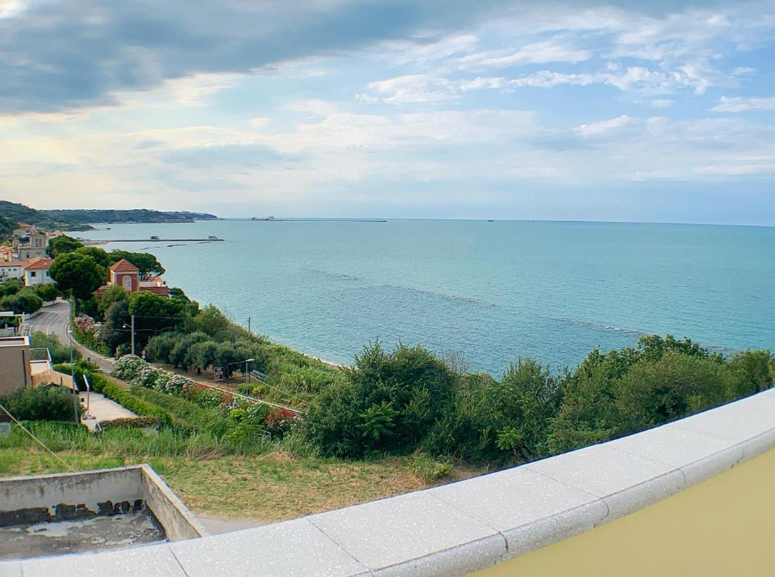 마리나 디 산비토 Terrazza Sui Trabocchi 아파트 외부 사진